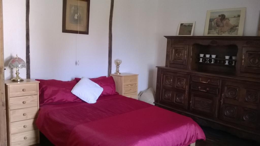 La Chataigne Doree Saint-Pierre-de-Fursac Kamer foto